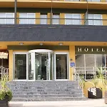 Donostia San Sebastian Aeropuerto Hotel