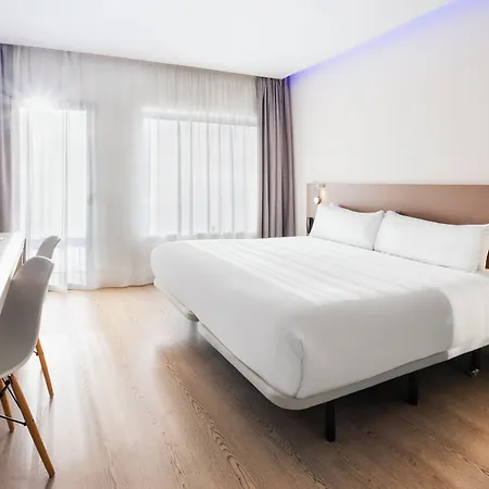 Donostia San Sebastian Aeropuerto 오이아츠준