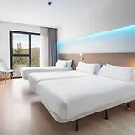 Hotel Donostia San Sebastian Aeropuerto 3*