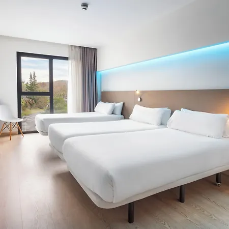 Hotel Donostia San Sebastian Aeropuerto 3*