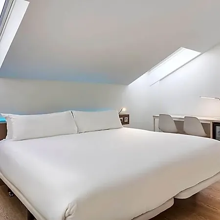 Hotel Donostia San Sebastian Aeropuerto 3*