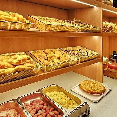 Donostia San Sebastian Aeropuerto Hotel