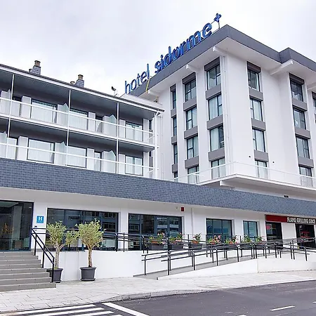 Hotel Donostia San Sebastian Aeropuerto 3*