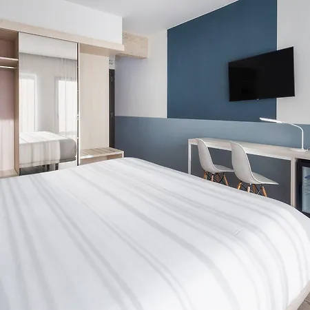 Donostia Aeropuerto Hotel 3*