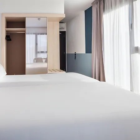 Otel Donostia San Sebastian Aeropuerto 3*